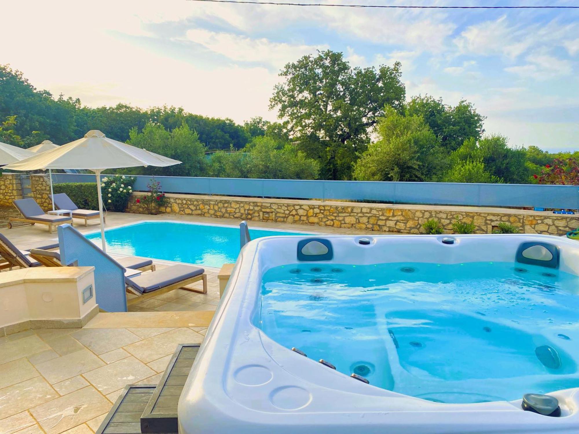 Deluxe Villa Ianthos - Outdoor Hot Tub & Kids Pool Γάλλος Εξωτερικό φωτογραφία