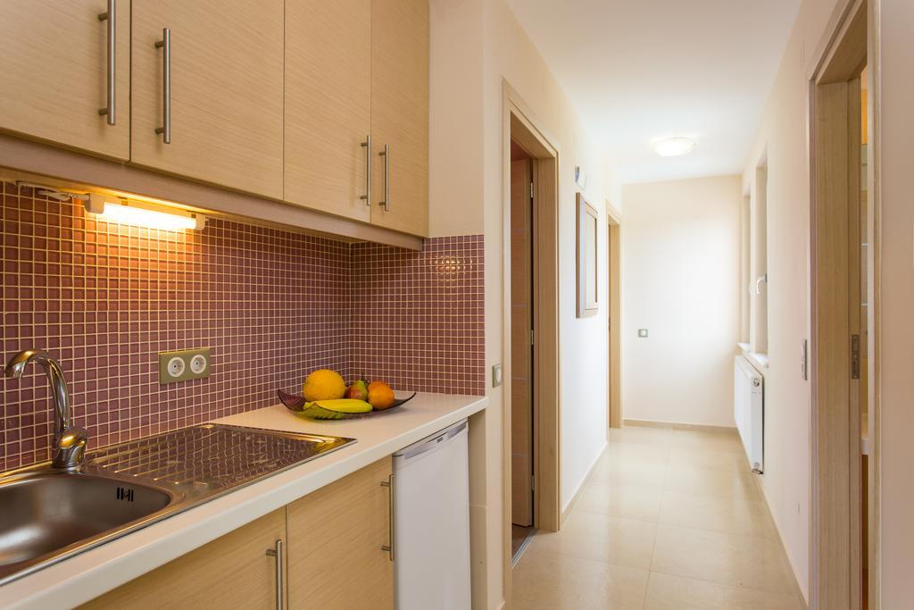 Deluxe Villa Ianthos - Outdoor Hot Tub & Kids Pool Γάλλος Εξωτερικό φωτογραφία
