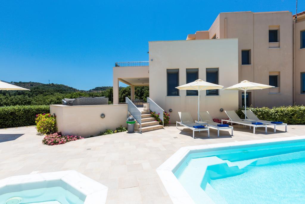 Deluxe Villa Ianthos - Outdoor Hot Tub & Kids Pool Γάλλος Εξωτερικό φωτογραφία