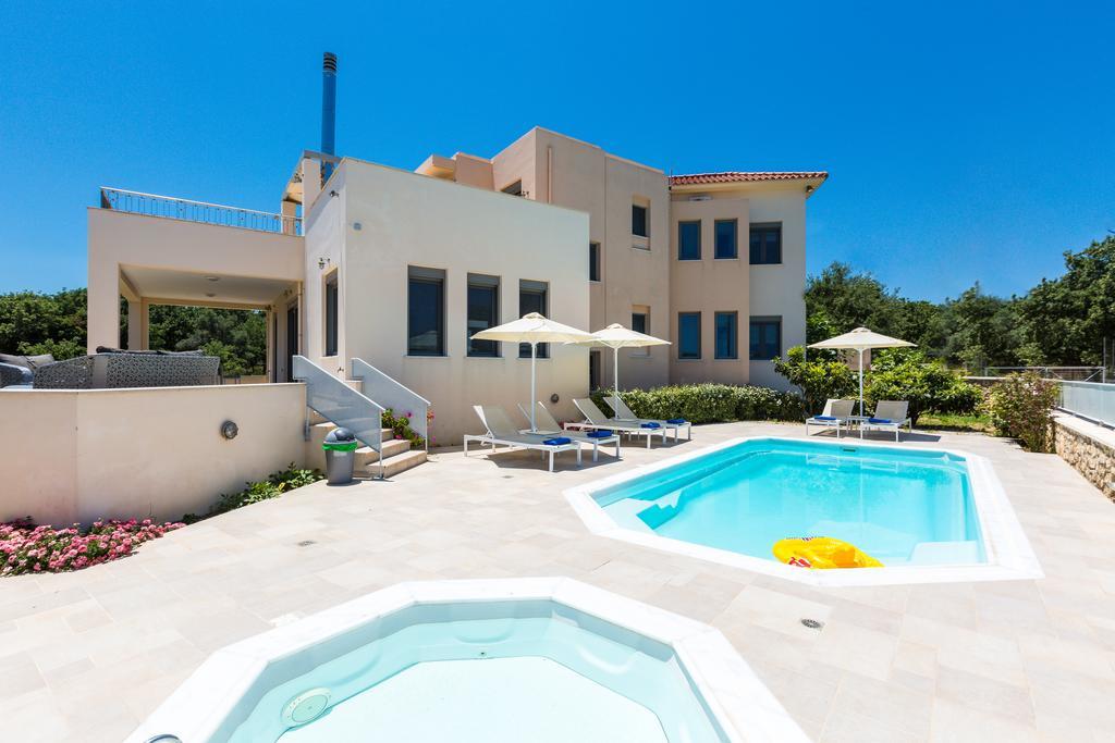 Deluxe Villa Ianthos - Outdoor Hot Tub & Kids Pool Γάλλος Εξωτερικό φωτογραφία