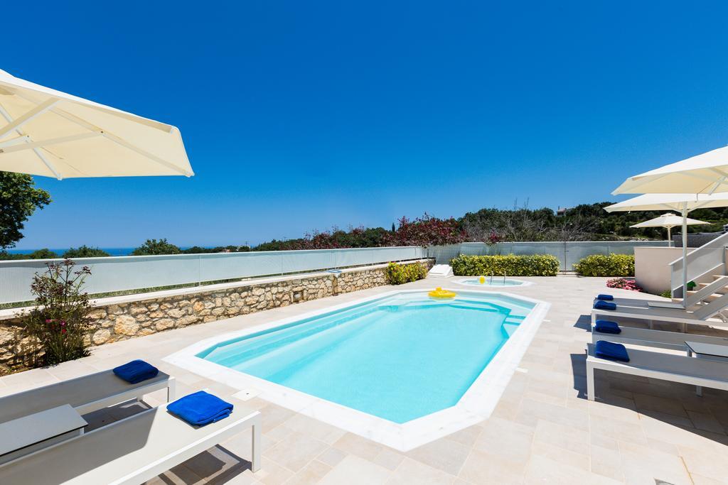Deluxe Villa Ianthos - Outdoor Hot Tub & Kids Pool Γάλλος Εξωτερικό φωτογραφία