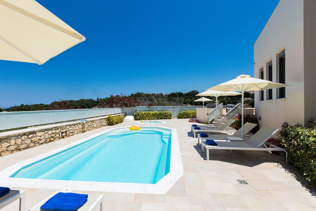 Deluxe Villa Ianthos - Outdoor Hot Tub & Kids Pool Γάλλος Εξωτερικό φωτογραφία